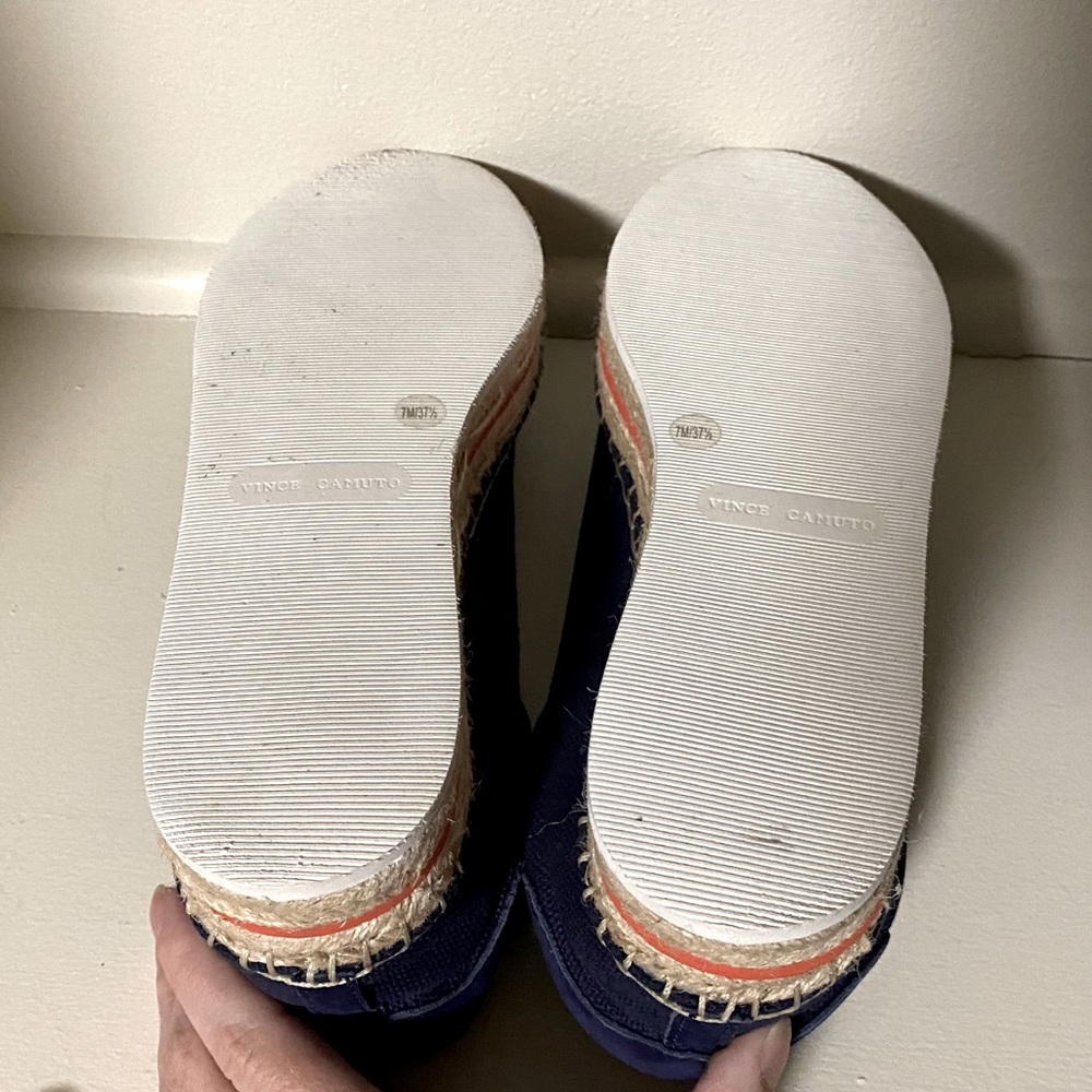 Vince Camuto - Navy Platform Tennis Shoes - W 7 - Picture 6 of 7